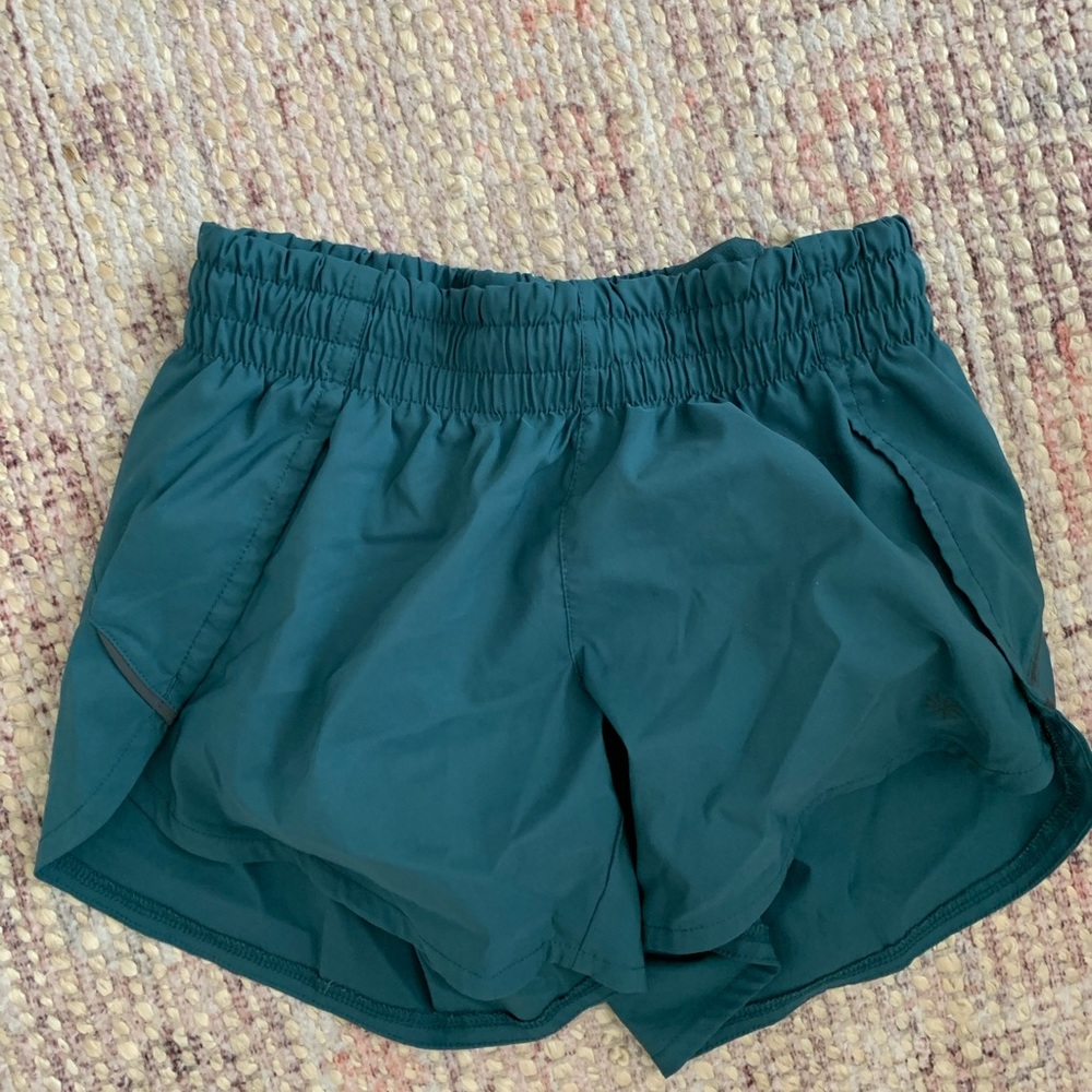 Athlete shorts